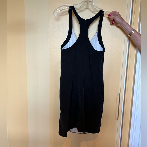 100% SILK REBECCA MINKOFF COCKTAIL DRESS SIZE 2. EUC. JOSHUA DRESS. - Picture 3 of 3